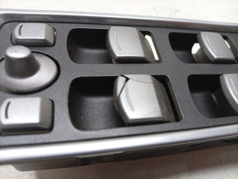 Recambio de mando elevalunas delantero izquierdo para aston martin rapide 5.9 v12 cat referencia OEM IAM  AD431450AB 