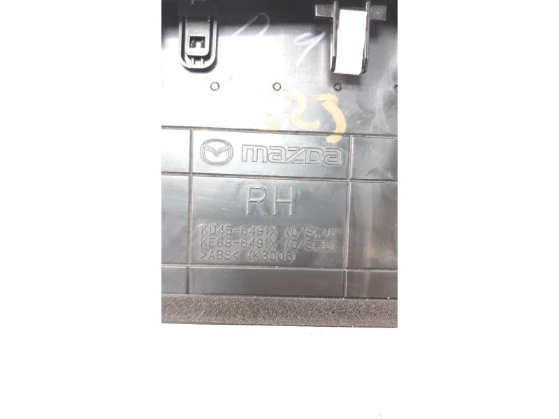 Recambio de rejilla aireadora para mazda cx-5 2.2 turbodiesel cat referencia OEM IAM KD456491X KD466491X KD4555256