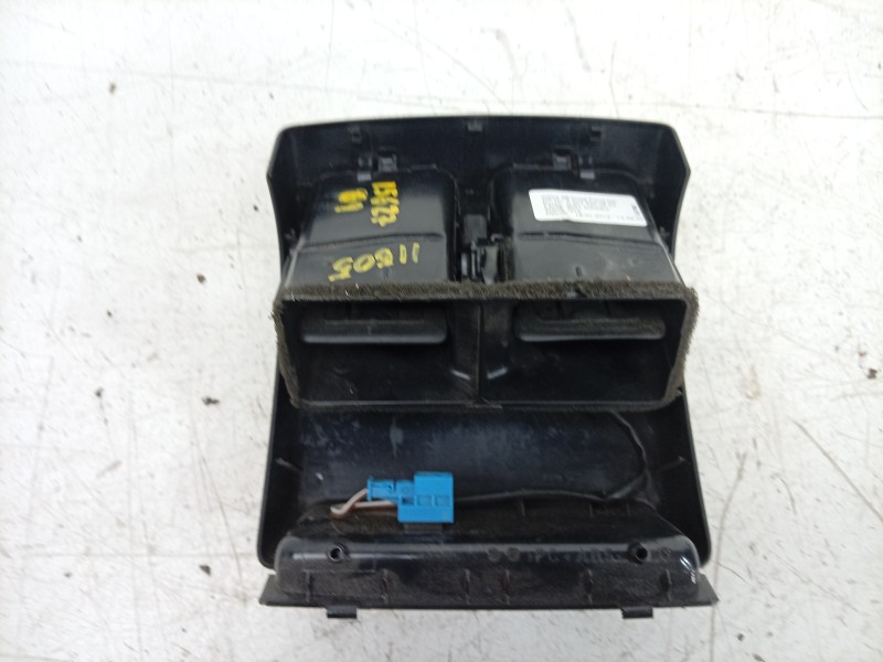 Recambio de rejilla aireadora para mercedes-benz clase c (w204) coupe 2.1 cdi cat referencia OEM IAM  A2048300954 