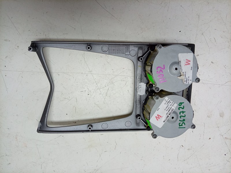 Recambio de moldura para aston martin rapide 5.9 v12 cat referencia OEM IAM  AD43047A86 