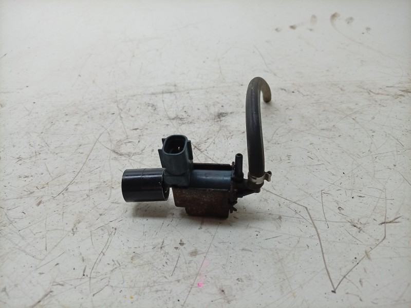 Recambio de valvula de vacio para aston martin rapide 5.9 v12 cat referencia OEM IAM  6G43-16-10010 