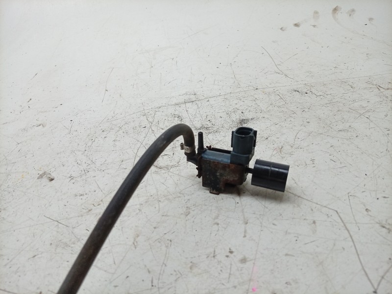 Recambio de valvula de vacio para aston martin rapide 5.9 v12 cat referencia OEM IAM  6G43-16-10010 