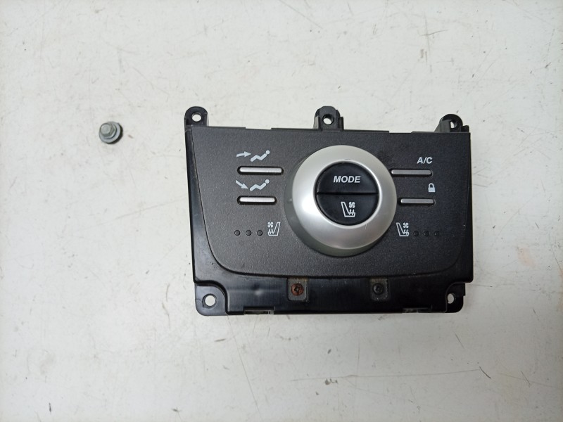 Recambio de mando climatizador para aston martin rapide 5.9 v12 cat referencia OEM IAM  AD4314A710AD 