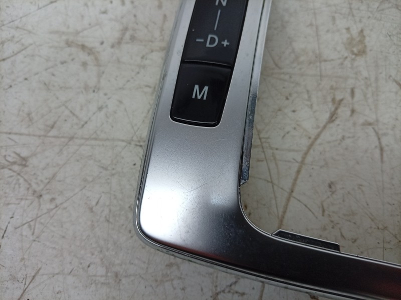 Recambio de moldura para mercedes-benz clase c (w204) coupe 2.1 cdi cat referencia OEM IAM  A2042674088 