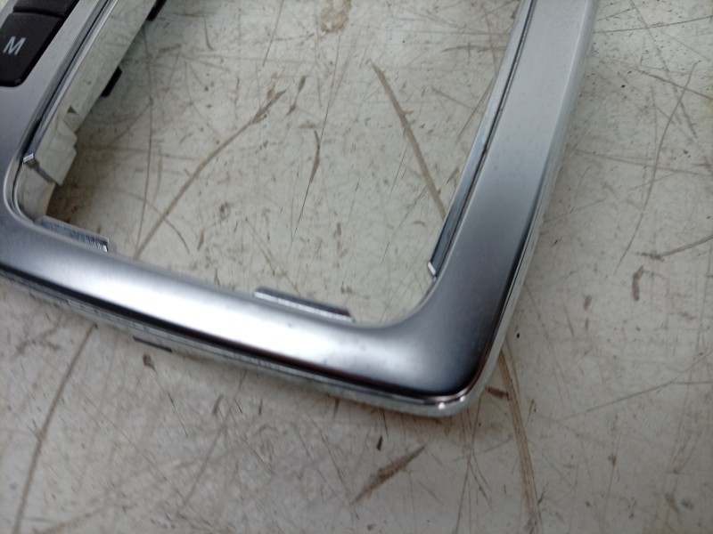 Recambio de moldura para mercedes-benz clase c (w204) coupe 2.1 cdi cat referencia OEM IAM  A2042674088 