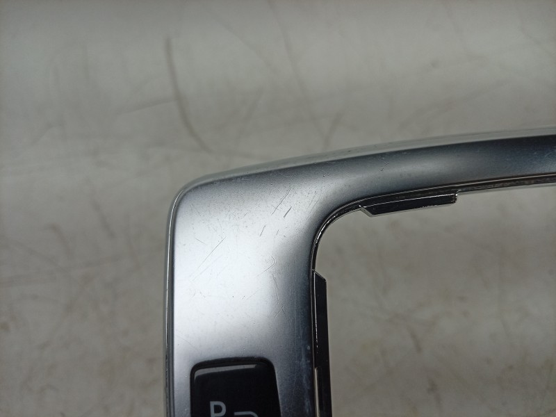 Recambio de moldura para mercedes-benz clase c (w204) coupe 2.1 cdi cat referencia OEM IAM  A2042674088 