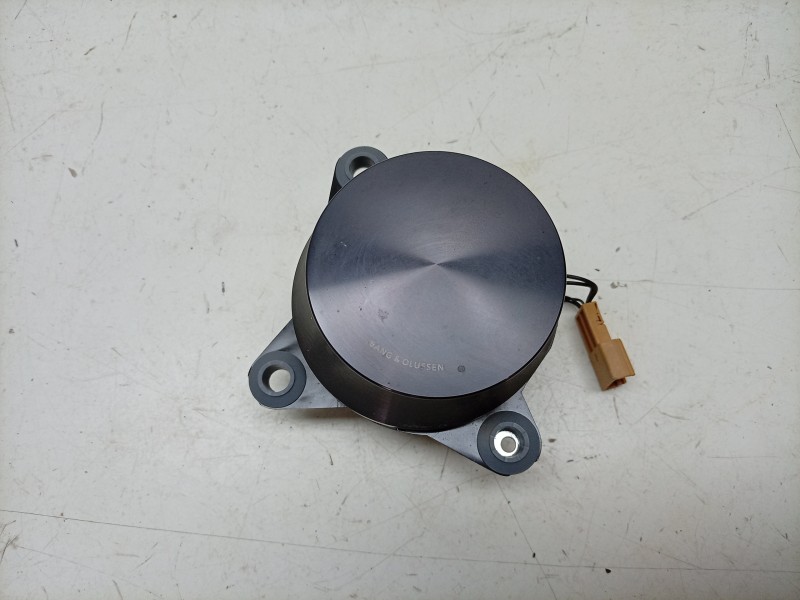 Recambio de sistema audio / radio cd para aston martin rapide 5.9 v12 cat referencia OEM IAM  9D3318D801AB 