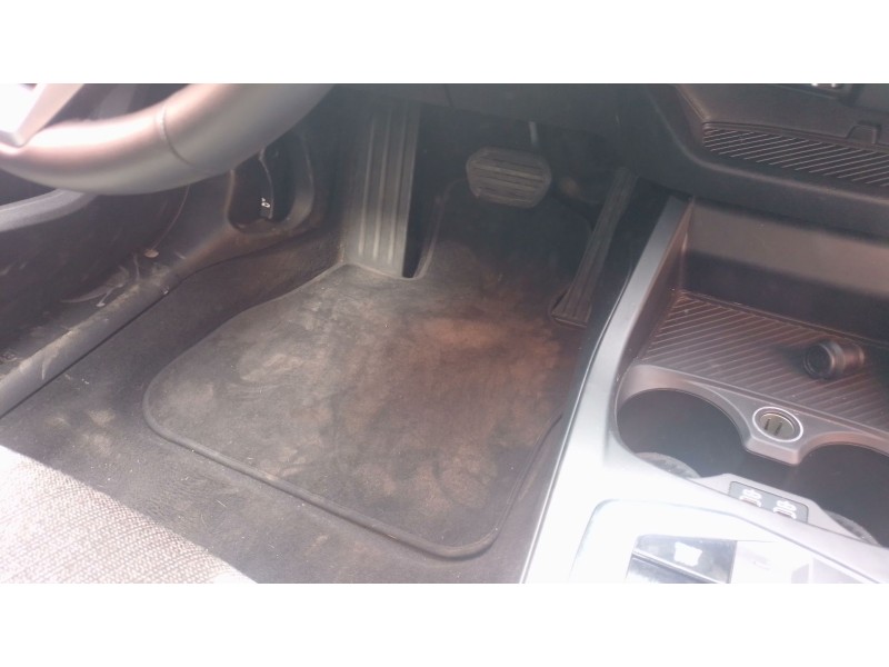 Recambio de juego alfombrillas para bmw 1 118 d f70 referencia OEM IAM   