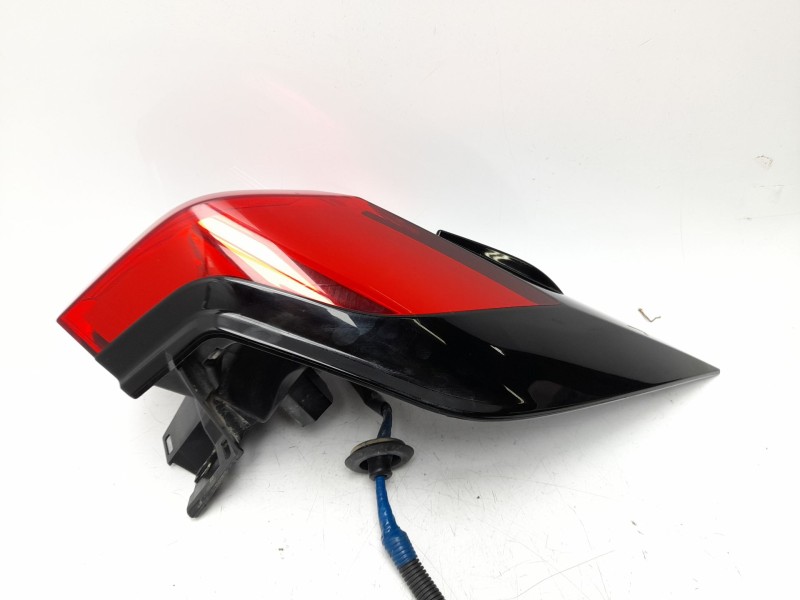 Recambio de piloto trasero izquierdo para toyota rav 4 v (_a5_, _h5_) 2.5 hybrid awd (axah54) referencia OEM IAM  8156042230 