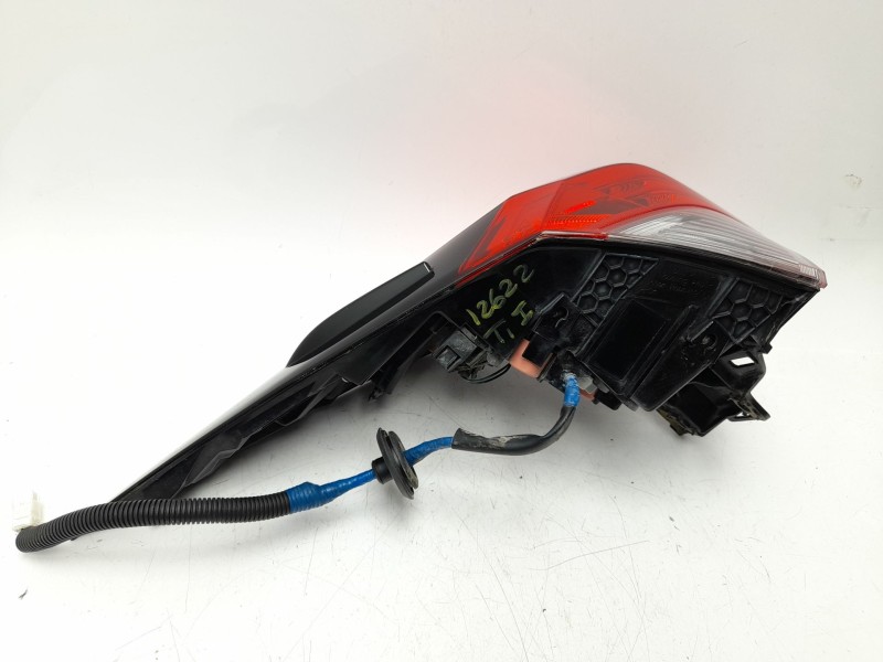 Recambio de piloto trasero izquierdo para toyota rav 4 v (_a5_, _h5_) 2.5 hybrid awd (axah54) referencia OEM IAM  8156042230 