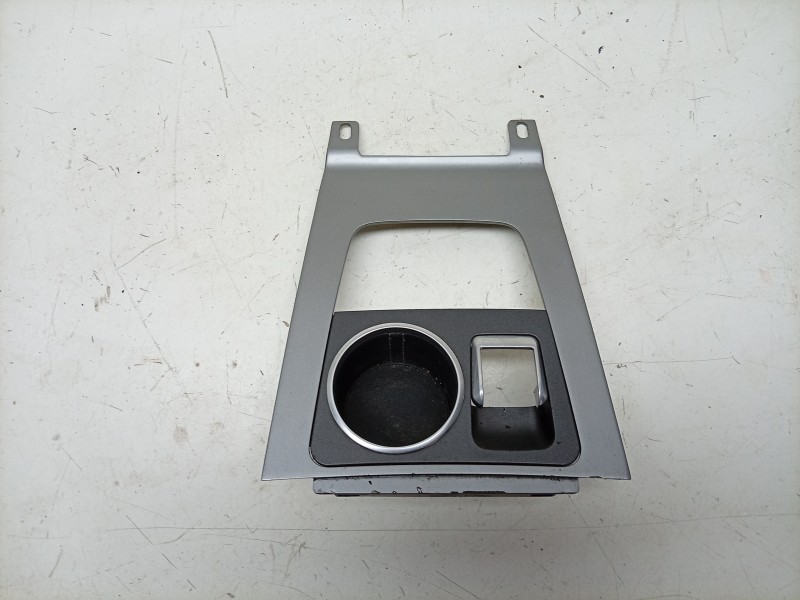 Recambio de moldura para aston martin rapide 5.9 v12 cat referencia OEM IAM   