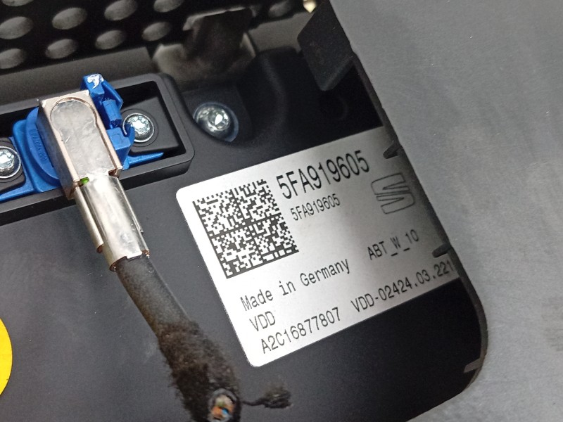 Recambio de pantalla multifuncion para cupra formentor (km7, kmp) 1.5 tsi referencia OEM IAM  5FA919605 