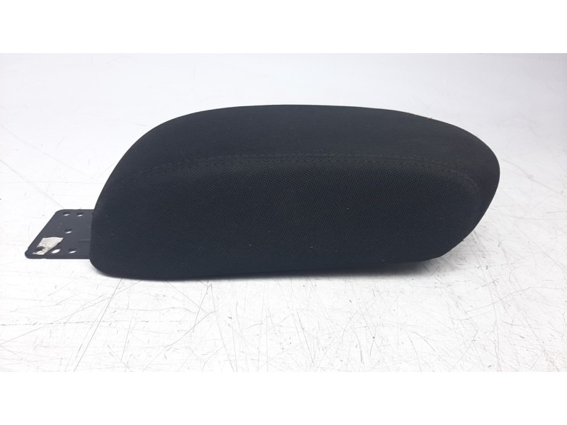 Recambio de apoyabrazos central para jeep renegade 1.0 t-gdi cat referencia OEM IAM 0735637331  