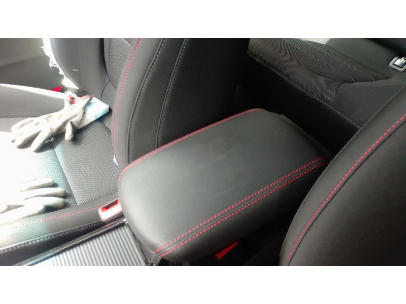 Recambio de apoyabrazos central para hyundai i30 (pde, pd, pden) 1.0 t-gdi referencia OEM IAM   