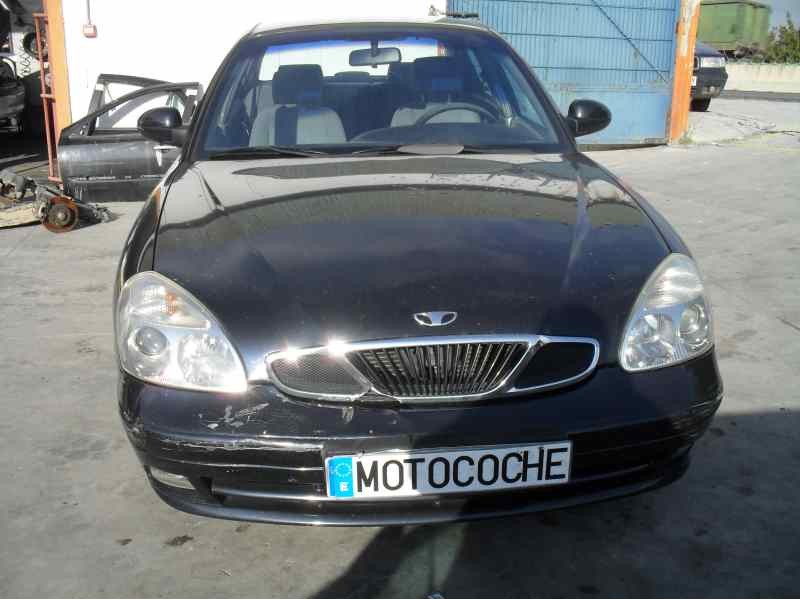 daewoo nubira berlina del año 2000