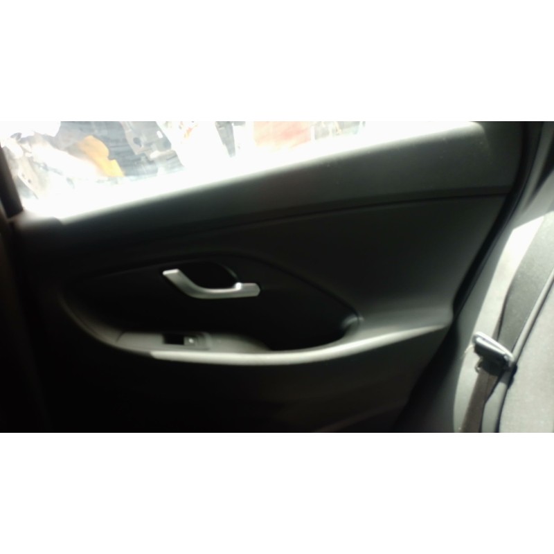 Recambio de mando elevalunas trasero derecho para hyundai i30 (pde, pd, pden) 1.0 t-gdi referencia OEM IAM   