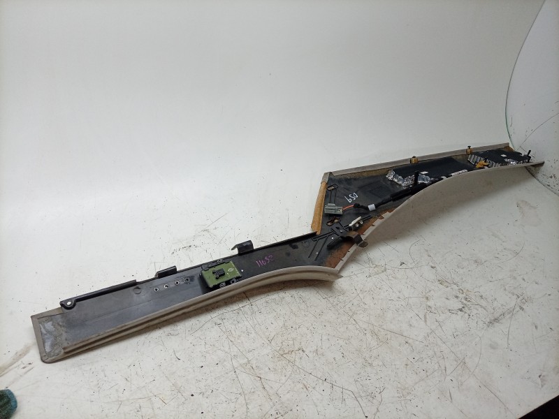 Recambio de moldura para aston martin rapide 5.9 v12 cat referencia OEM IAM  AD4368291AD 
