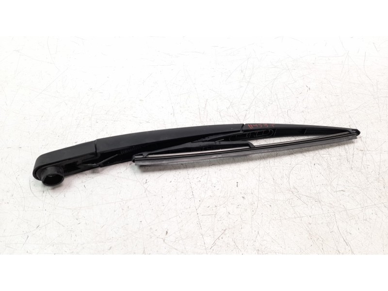 Recambio de brazo limpia trasero para opel corsa f 1.2 referencia OEM IAM 6429HE  