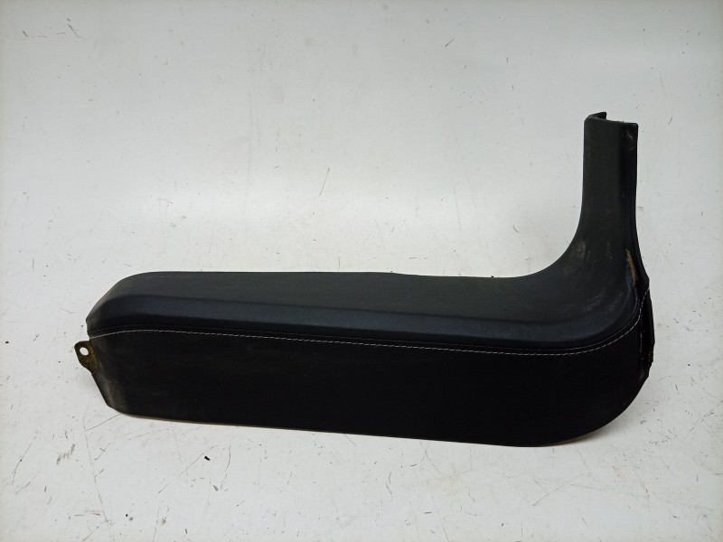 Recambio de moldura para aston martin rapide 5.9 v12 cat referencia OEM IAM  AD4302348ABW 