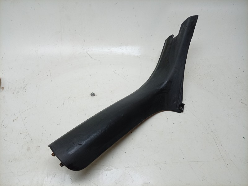 Recambio de moldura para aston martin rapide 5.9 v12 cat referencia OEM IAM  AD4313219AB 