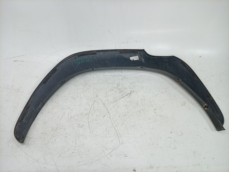 Recambio de aletin trasero izquierdo para toyota hilux (gun1) doble cabina dlx 4x4 referencia OEM IAM  PC4030K00B 