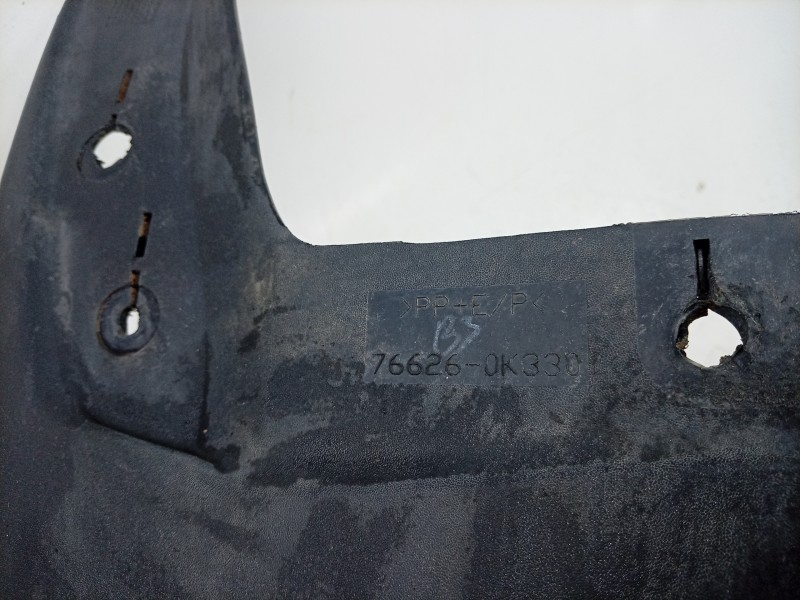 Recambio de guardabarros para toyota hilux (gun1) doble cabina dlx 4x4 referencia OEM IAM  766260K330 