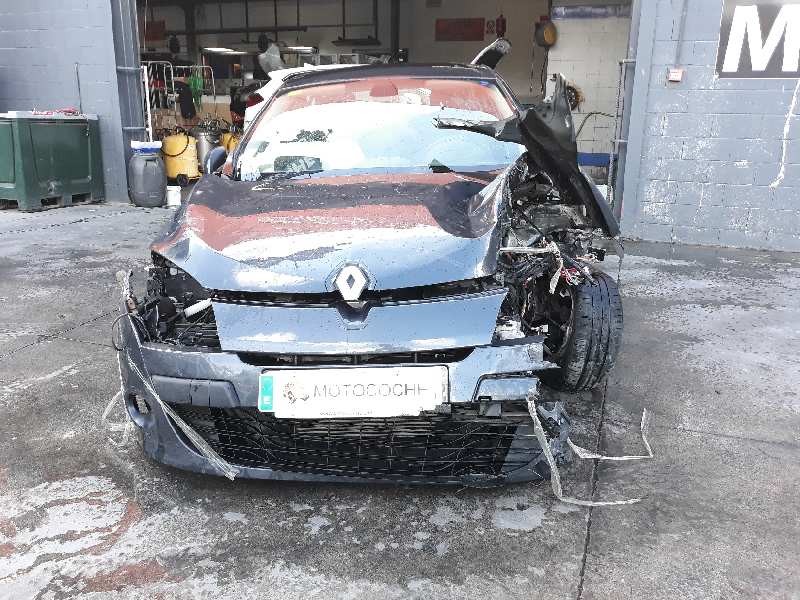 renault megane iii berlina 5 p del año 2011