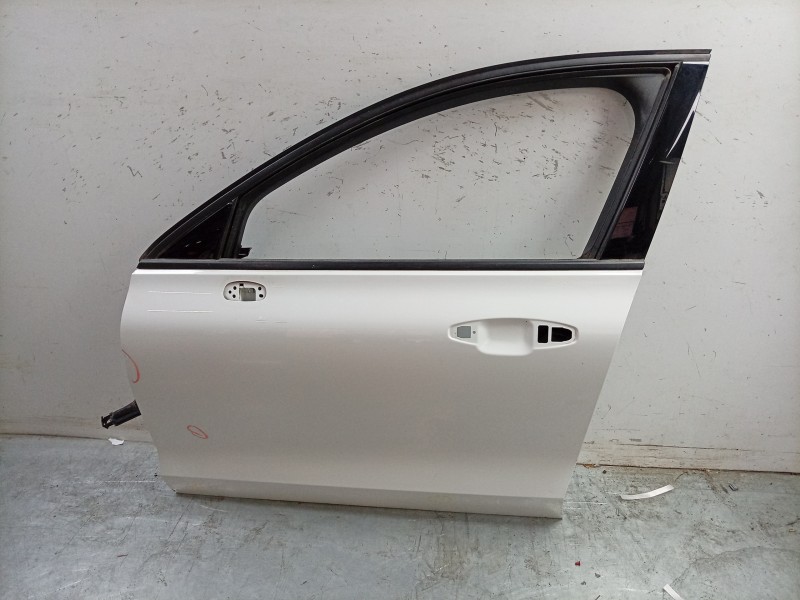 Recambio de puerta delantera izquierda para volvo v60 ii cross country (227) d4 awd referencia OEM IAM  32351558 