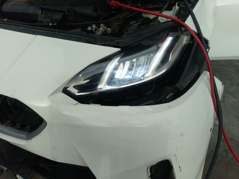 Recambio de faro izquierdo para bmw 1 118 d f70 referencia OEM IAM   