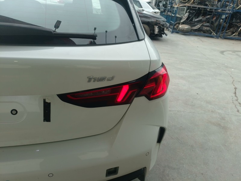 Recambio de piloto trasero derecho interior para bmw 1 118 d f70 referencia OEM IAM   