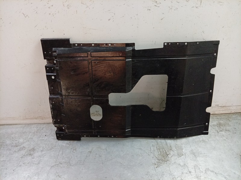 Recambio de cubrecarter para toyota proace max referencia OEM IAM SU001B3448 52248938 