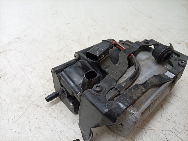 Recambio de compresor nivelacion suspension para mercedes-benz glc coupe (c253) 250 d 4-matic (253.309) referencia OEM IAM 44302