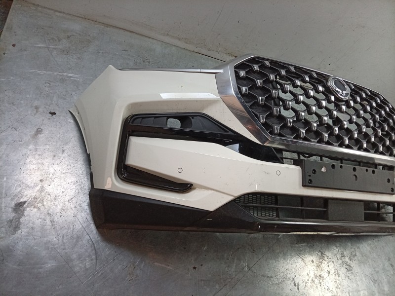 Recambio de paragolpes delantero para kg mobility rexton referencia OEM IAM  7871136040 