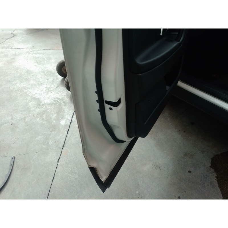 Recambio de cerradura puerta delantera izquierda para land rover discovery sport (l550) 2.0 d 4x4 referencia OEM IAM   