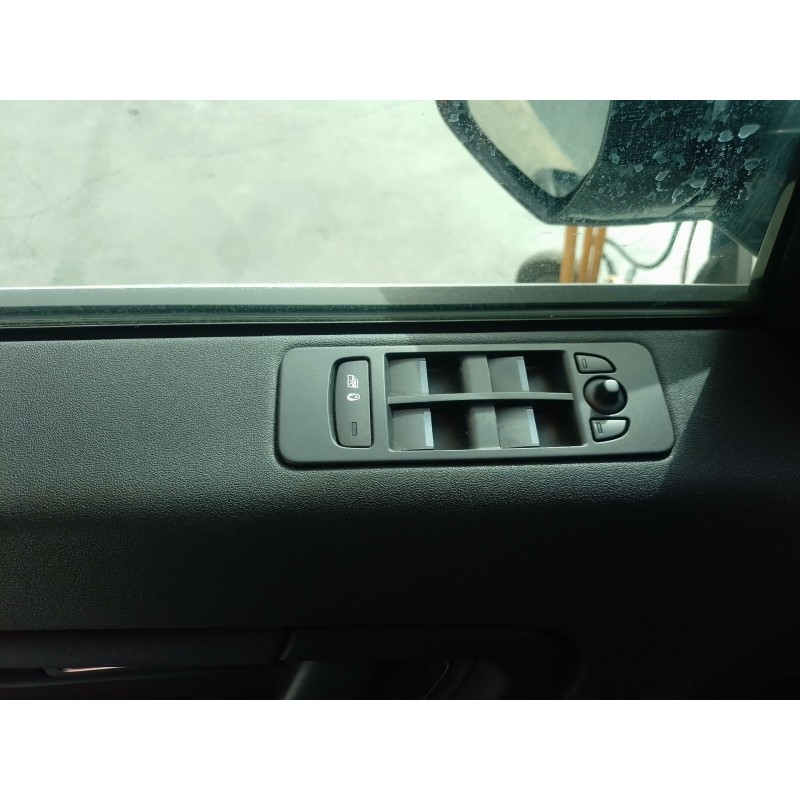 Recambio de mando elevalunas delantero izquierdo para land rover discovery sport (l550) 2.0 d 4x4 referencia OEM IAM   