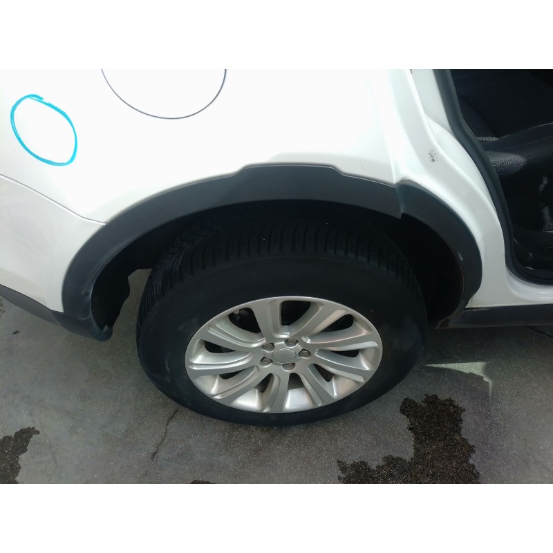 Recambio de aletin trasero derecho para land rover discovery sport (l550) 2.0 d 4x4 referencia OEM IAM   