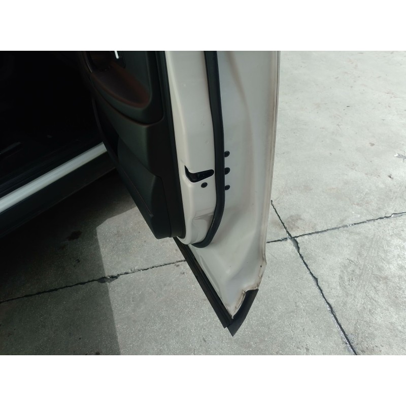 Recambio de cerradura puerta delantera derecha para land rover discovery sport (l550) 2.0 d 4x4 referencia OEM IAM   