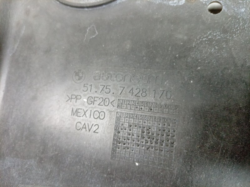 Recambio de cubrecarter para bmw 3 (g20, g80, g28) 318 d mild-hybrid referencia OEM IAM 51757340857 51757428176 