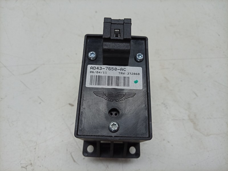 Recambio de palanca freno de mano para aston martin rapide 5.9 v12 cat referencia OEM IAM   