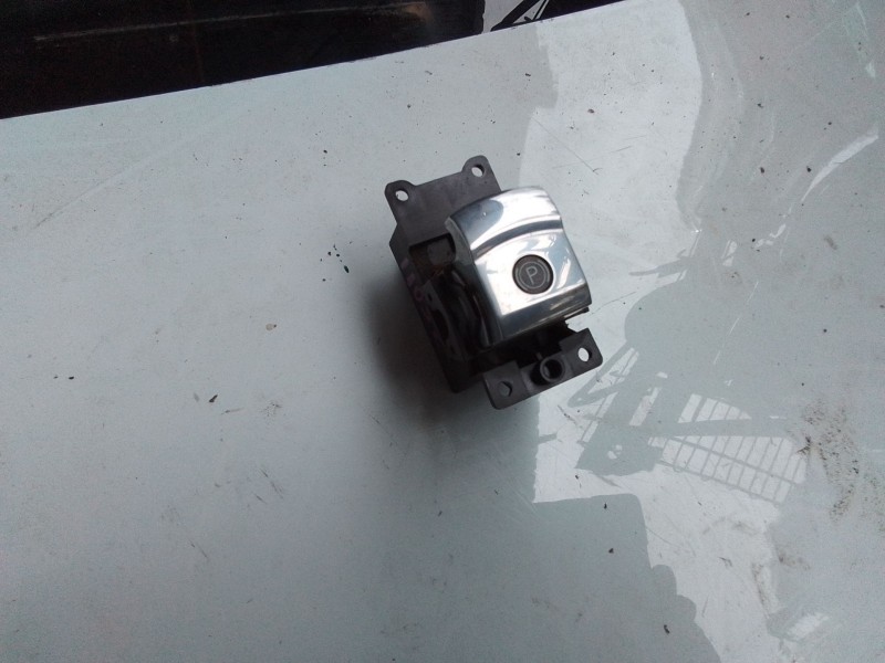 Recambio de palanca freno de mano para aston martin rapide 5.9 v12 cat referencia OEM IAM   