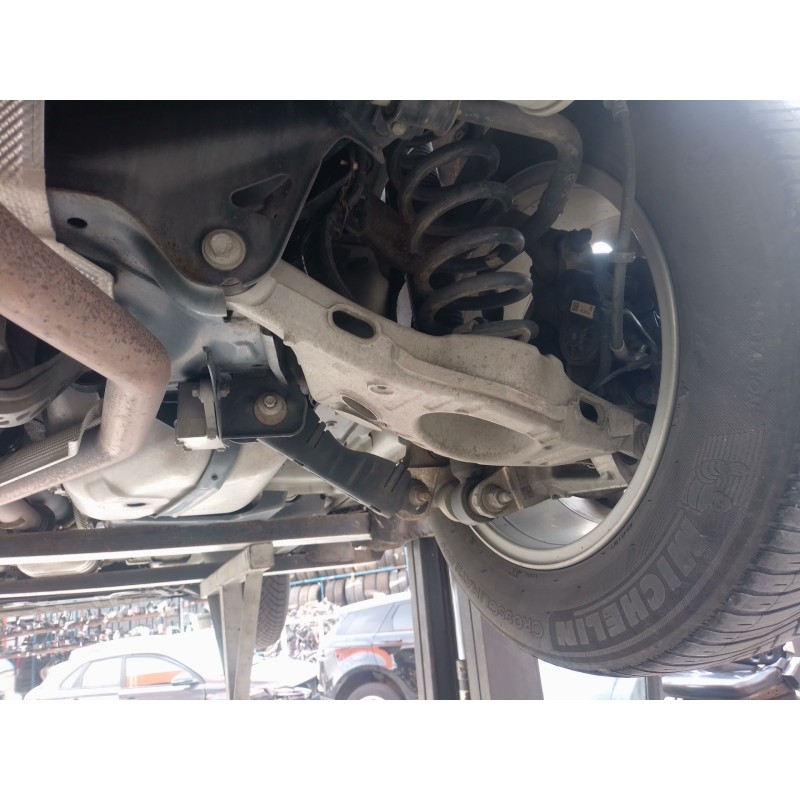 Recambio de brazo suspension inferior trasero derecho para land rover discovery sport (l550) 2.0 d 4x4 referencia OEM IAM   
