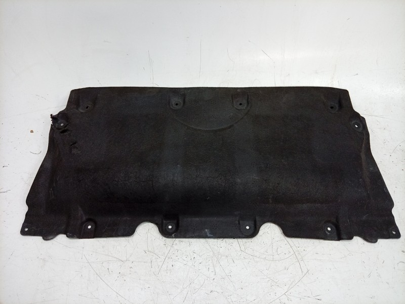 Recambio de cubrecarter para bmw 3 (g20, g80, g28) 318 d mild-hybrid referencia OEM IAM  51757447194 