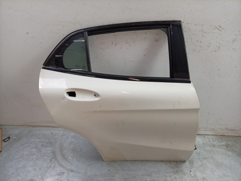Recambio de puerta trasera derecha para mercedes-benz clase gla (x156) gla 200 cdi / d (156.908) referencia OEM IAM 1567300205 1