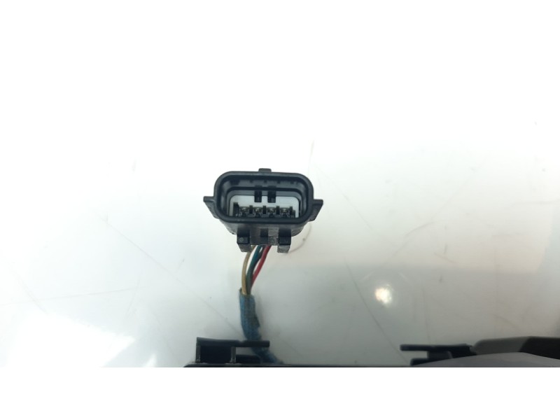 Recambio de maneta exterior delantera derecha para renault megane iv grandtour 1.2 tce energy referencia OEM IAM 806064489R 8060