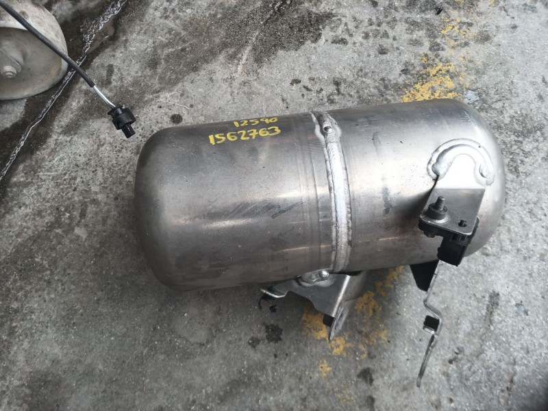 Recambio de acumulador de freno para mercedes-benz glc coupe (c253) 250 d 4-matic (253.309) referencia OEM IAM  A2133200015 