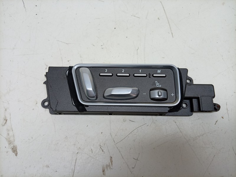 Recambio de mando asiento delantero derecho para aston martin rapide 5.9 v12 cat referencia OEM IAM  AD4314A701AC 