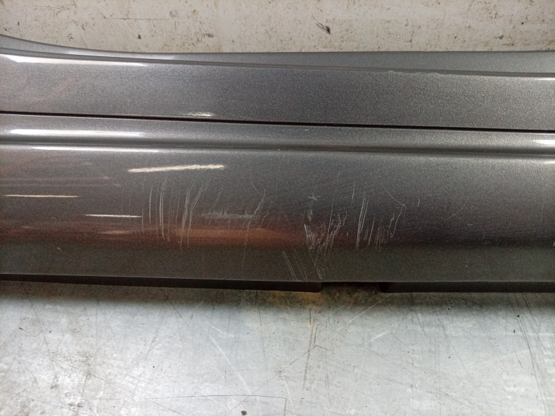 Recambio de estribos laterales para maserati ghibli iii (m157) 3.0 s q4 referencia OEM IAM  670010791 