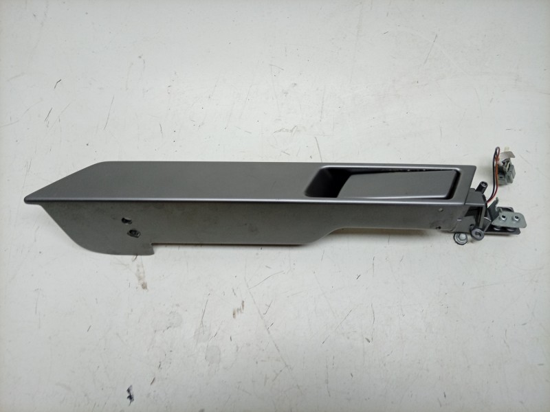 Recambio de maneta interior delantera derecha para aston martin rapide 5.9 v12 cat referencia OEM IAM  AD4324104AC 