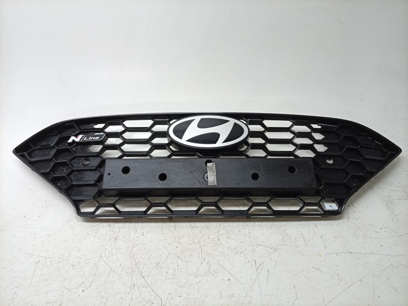 Recambio de rejilla delantera para hyundai i30 (pde, pd, pden) 1.0 t-gdi referencia OEM IAM  86366G4EA0 