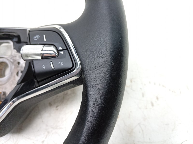 Recambio de volante para skoda octavia iv (nx3, nn3, pv3) 2.0 tdi referencia OEM IAM  5E3419093FFVKH 